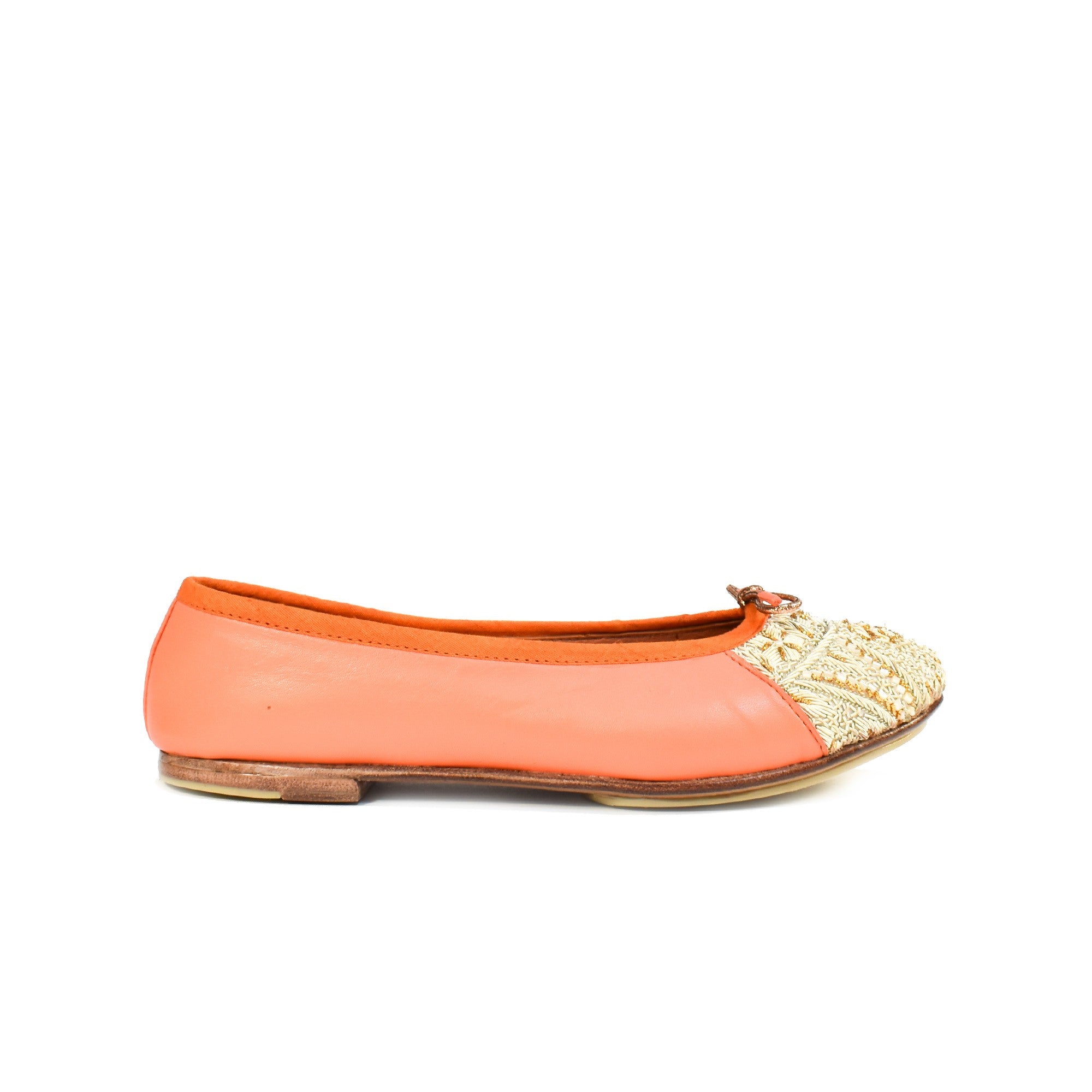 Orange Ballet flats with sustainable leather and detailed hand embroidery, ideal for unique summer look.