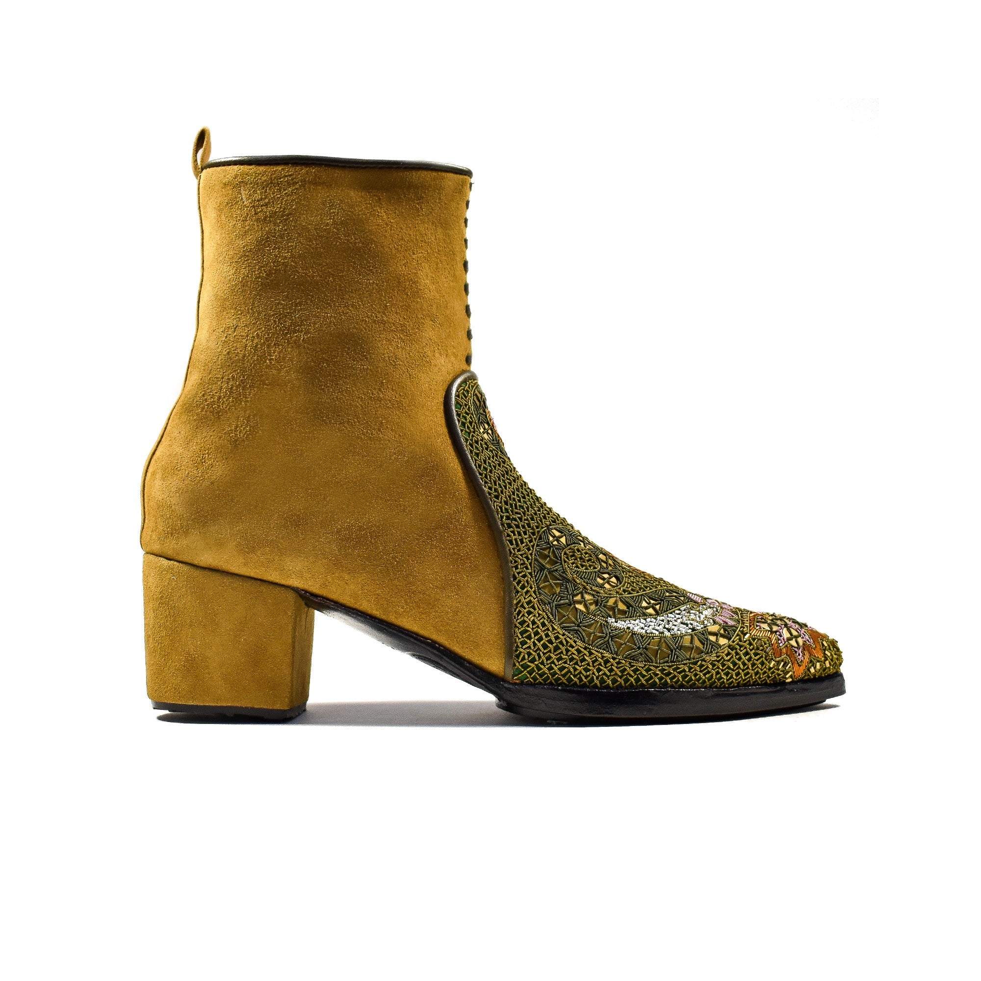 QUEEN PHYLLIS POINT HEELED BOOT